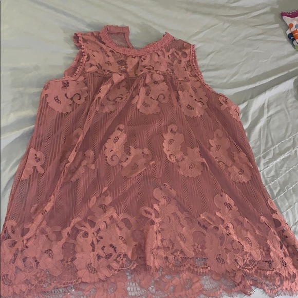 paper + tee Tops - New! Mauve lace top!